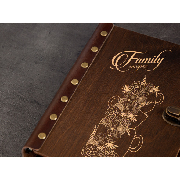 Книга для запису рецептів «Family recipes»