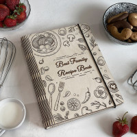 Кулінарна книга Дерев'яна в обкладинці з гравіюванням Best family recipe book на 75 аркушів від 