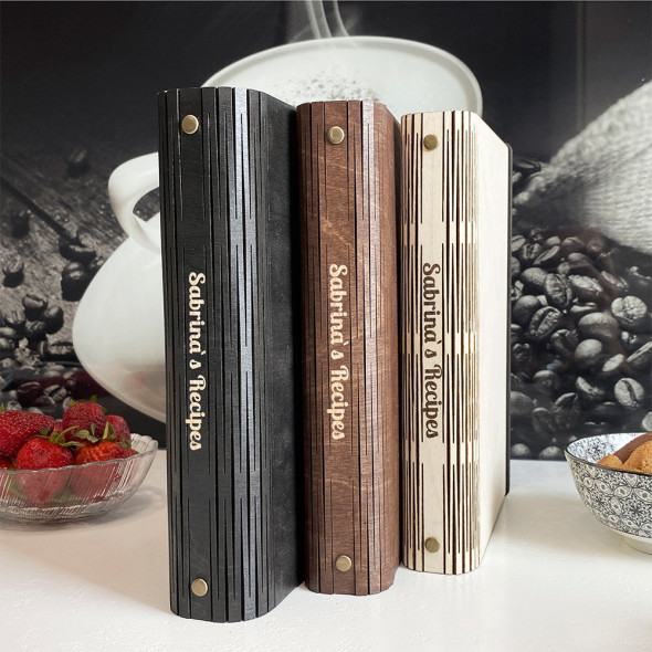 Кулінарна Книга з натурального дерева на 75 аркушів з гравіюванням Favorite recipes 2 від 