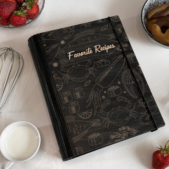 Кулінарна Книга з натурального дерева на 75 аркушів з гравіюванням Favorite recipes 2 від 