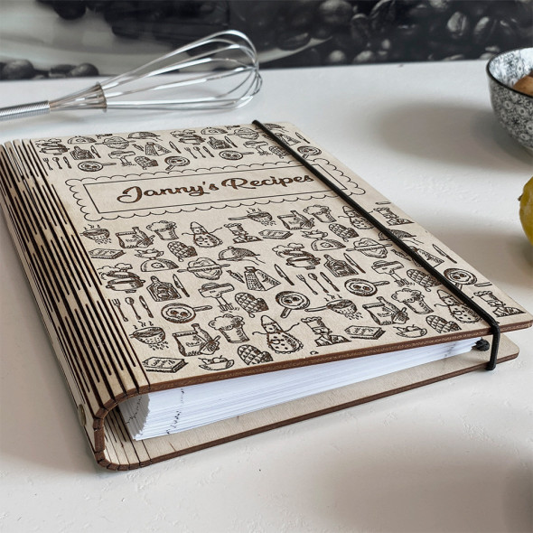 Дерев'яна Кулінарна Книга з індивідуальним гравіюванням Favorite recipes 4 від 