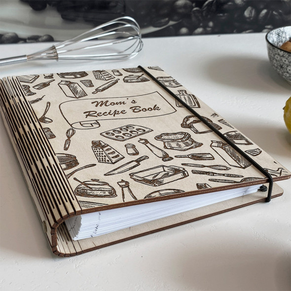 Дерев'яна Кулінарна Книга з дерева на 75 аркушів з гравіюванням Mam`s recipe book від 