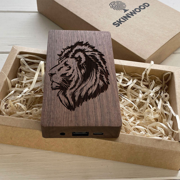 Powerbank Зовнішній акумулятор із дерева з гравіюванням 
