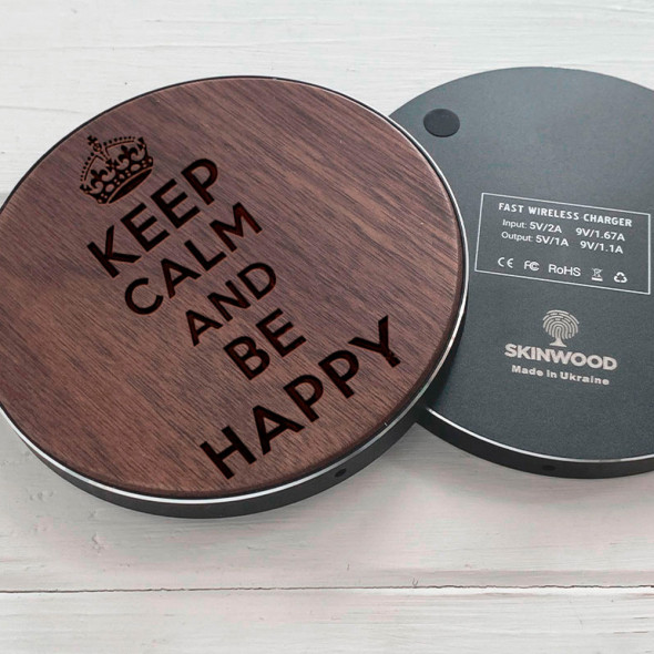 Зарядка для телефону з натурального дерева Fast Charger з гравіюванням Happy 