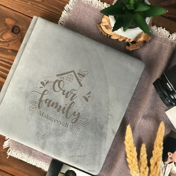Сімейний альбом для фотографій з велюру "Our Family" Зелений 23х23 см RM04-06