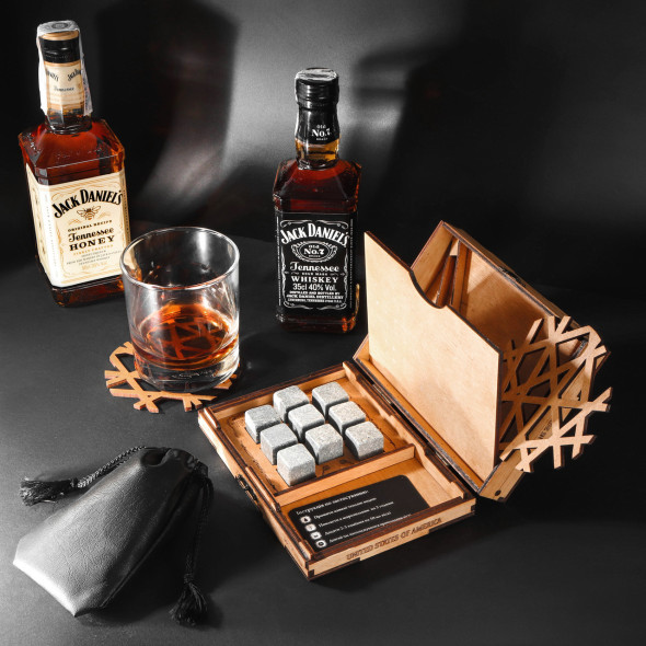 Подарунковий набір каменів для віскі на 9 шт. в дерев'яній коробці "Whisky Stones"