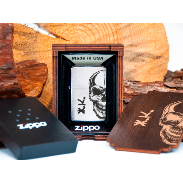 Запальничка Zippo хромована з гравіюванням ініціалів