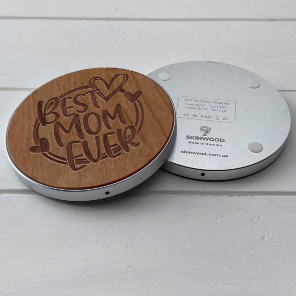 Бездротова зарядка з дерева Fast Charger для телефону з гравіюванням 