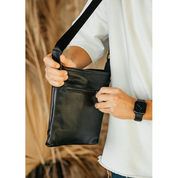 Чоловіча шкіряна сумка на три відділення 