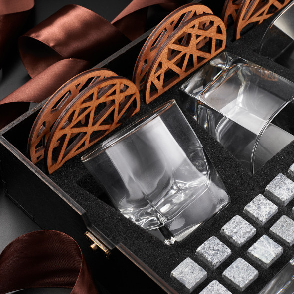 Подарунковий скляний набір для віскі з шістьма келихами Luminarc Sterling 300 мл