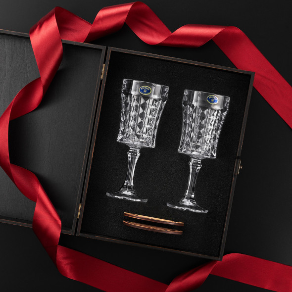 Набір келихів для вина кришталь 2 шт. "Bohemia Diamond" 200 мл