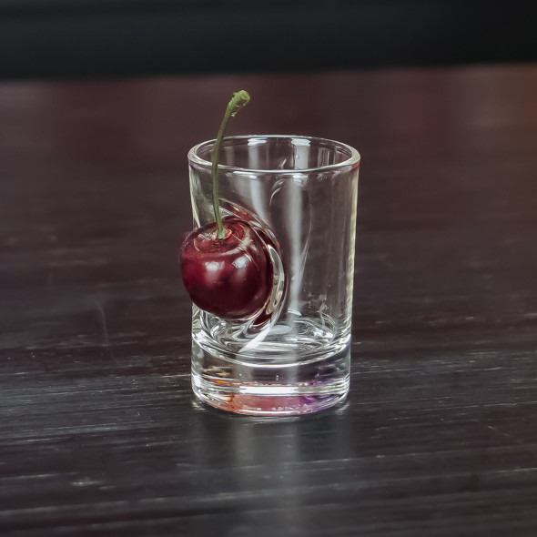Гарні чарки для горілки із вставками вишні | Подарунок кумі, мамі, подрузі