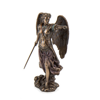 Фігури з полістоуну, Статуетка 