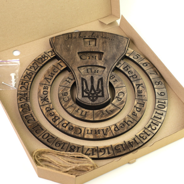 Унікальний дерев'яний календар з логотипом 