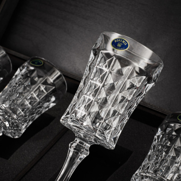 Набір подарунковий для вина кришталь 4 шт "Bohemia Diamond" 200 мл у дерев'яній коробці