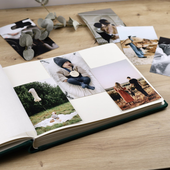Сімейний преміум фотоальбом з велюру "Family Stories" Зелений 31х23 см, 60 сторінок