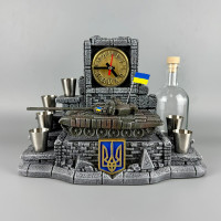Набір для віскі штоф зі стопками + пляшка 500 мл з танком "Т-72Б" Ручна робота