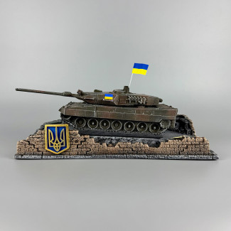 Фігурки танків і військової техніки "Leopard 2A6" з гіпсу ручна робота | Декор для домашнього інтер`єру