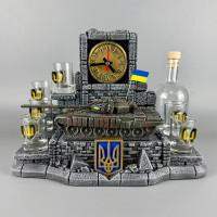 Набір штоф із рюмками з вставками + пляшка 500 мл з деталізованим танком "Т-72Б" подарунок для батька, брата, дідуся