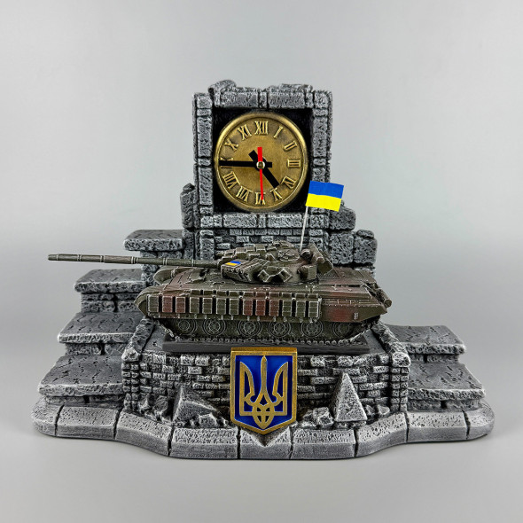 Штоф сувенірний годинник з деталізованим танком "Т-64 БВ" (без посуду) | Подарунок для військового танкіста