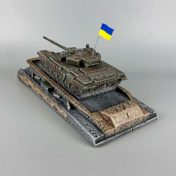 Статуетка сувенір танк "Т-72Б №3" з гіпсу ручної роботи | Декор для кабінету, дому, офісу