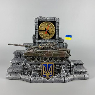 Штоф сувенірний ручної роботи з годинником і танком"Т-80" | Підставка для стопок та пляшки (без посуду)