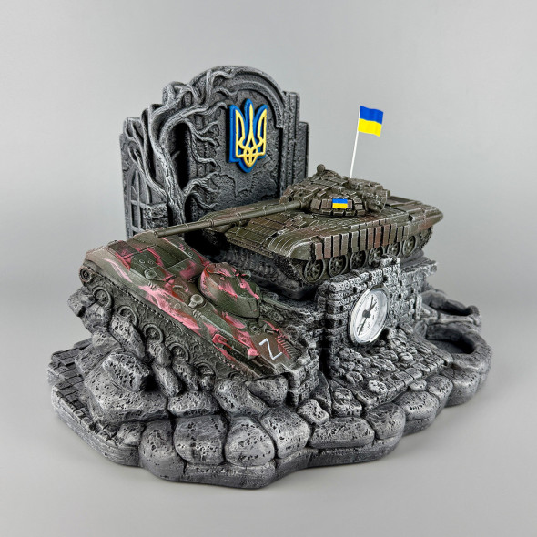 Штоф сувенірний з годинником та з деталізованим танком "Т-72Б" | Подарунок для захисника України