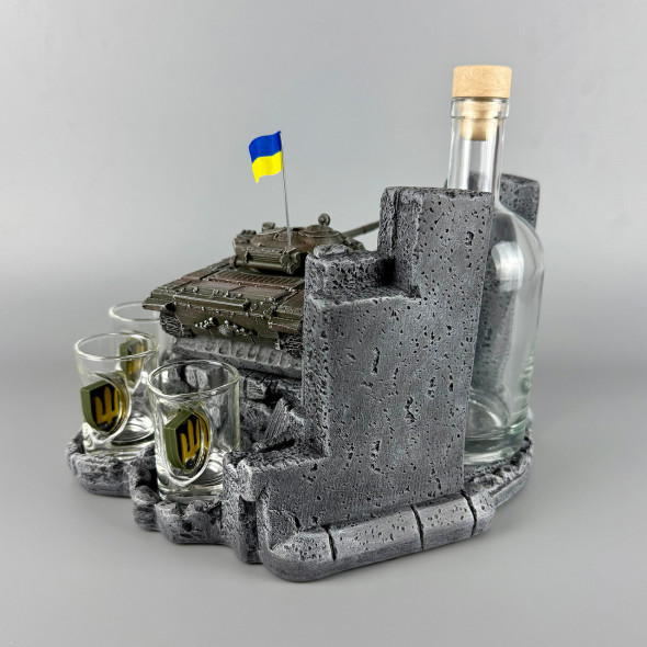 Комплект чарок із графином для горілки з танком "Т-72Б" пляшка + стопки з вставками ручної роботи