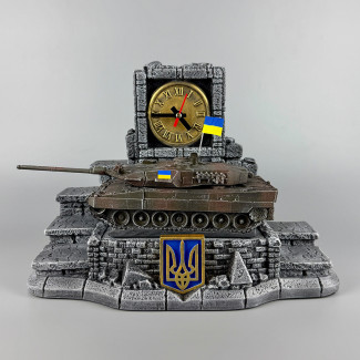 Штоф сувенірний з деталізованим танком та годинником "Leopard 2A6" (без посуду) | Підставка для стопок та пляшки