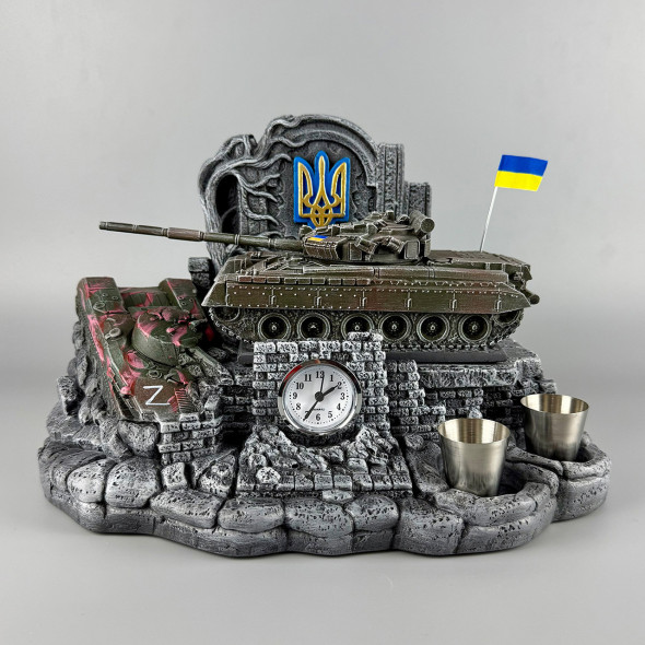 Подарункові штофи з годинником і танком "Т-80" | Металева фляга 300 мл + стопки