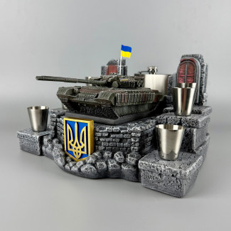 Штоф сувенірний з флягою та чарками "Т-64 БВ №1" BASIC | Оригінальний подарунок для чоловіка на День народження