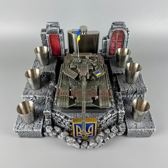 Штоф сувенірний з флягою та чарками "Т-64 БВ №1" BASIC | Оригінальний подарунок для чоловіка на День народження